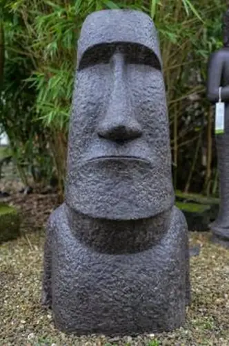 Product image of the product “Moai head, 40x35x61 cm, cast from stone, handcrafted and colored in the color antique finish 60 cm”